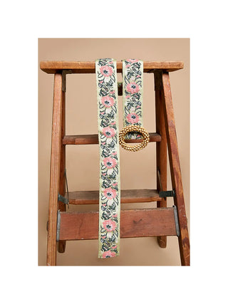 Floral Pattern Circular Buckle Belt